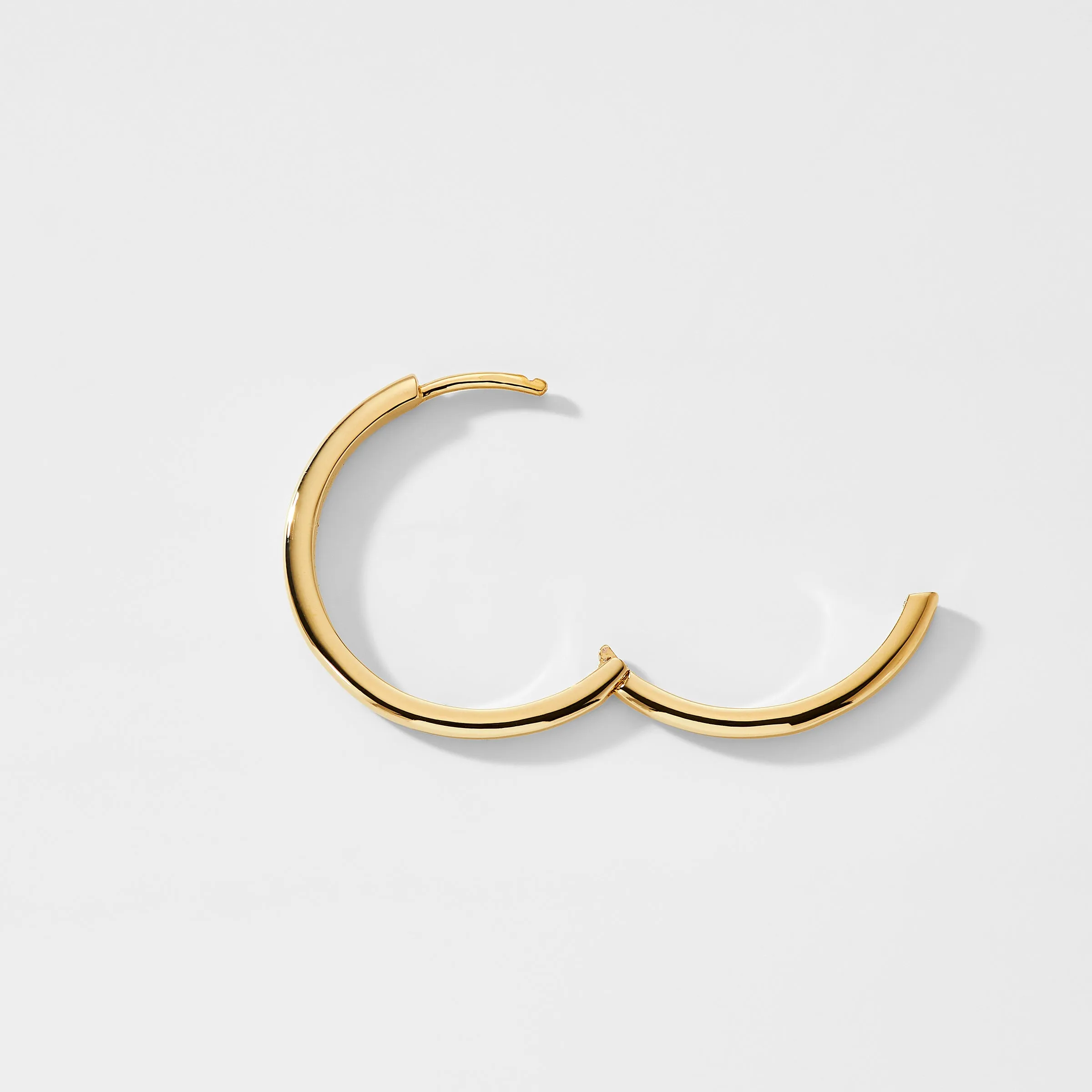 14KT GOLD 20MM SLIM HUGGIE HOOP EARRINGS