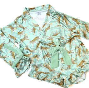 8 OAK LANE | Luxe Satin Ruffle Short PJ Set - Sage Leopard