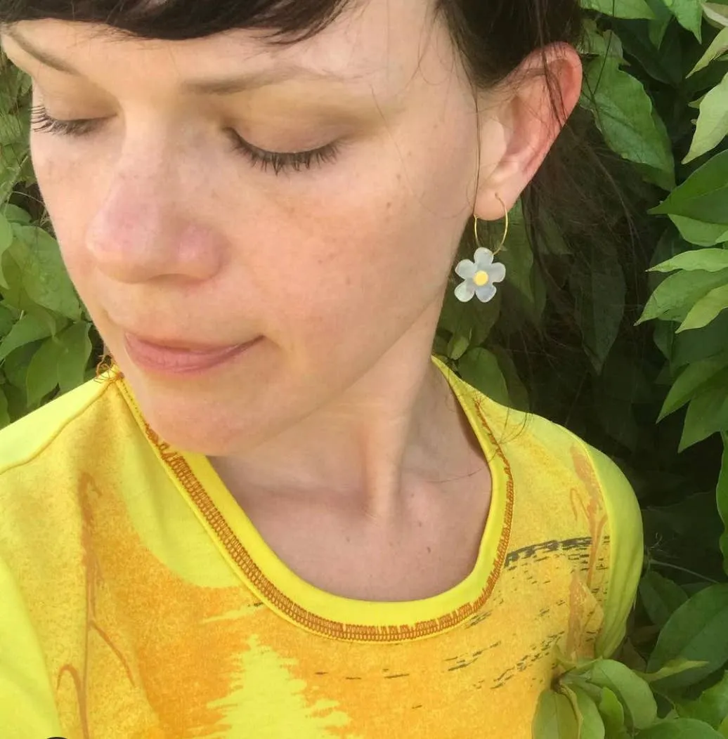 Acrylic Daisy Flower Hoop Earrings