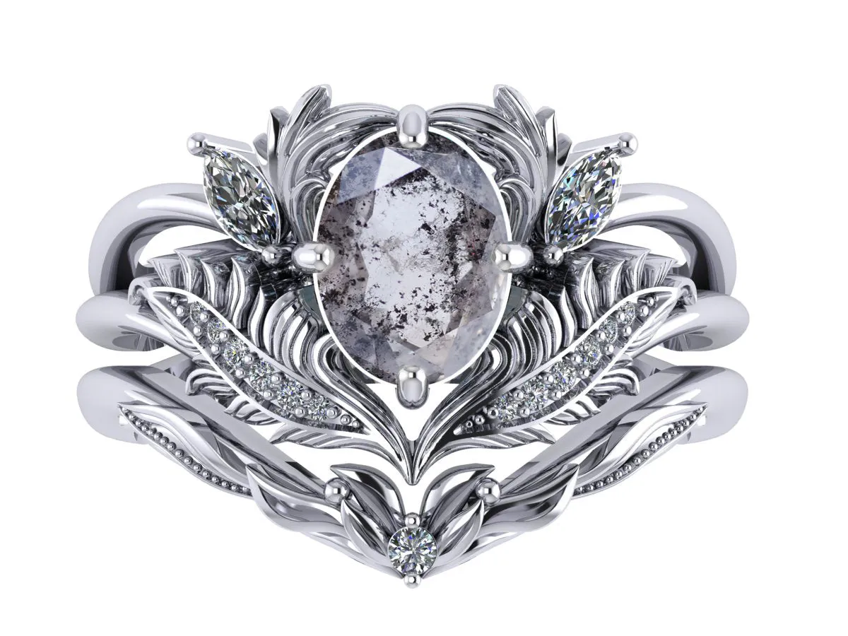 Adonis | oval gemstone setting with marquises