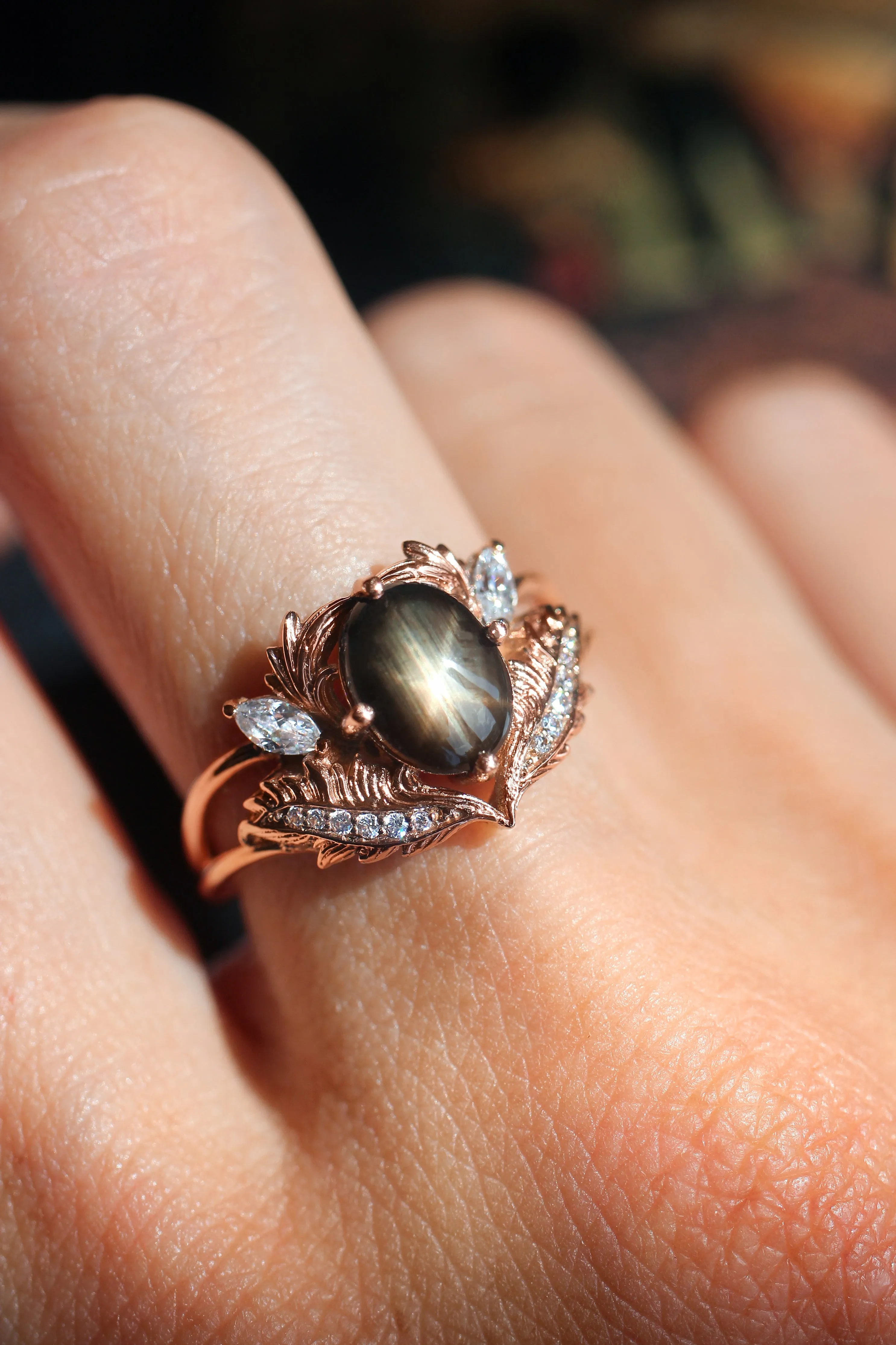 Adonis | oval gemstone setting with marquises