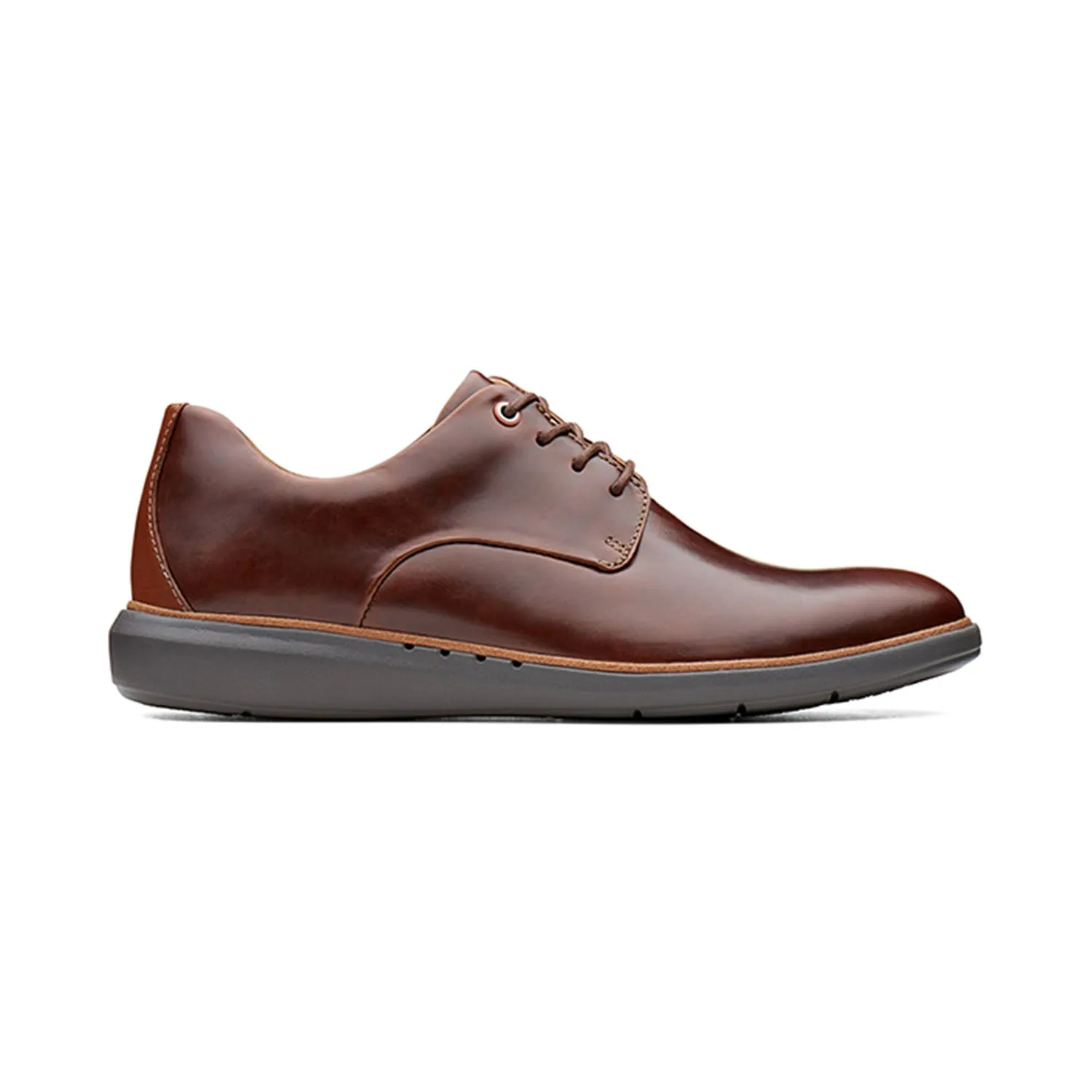 Clarks Un Voyage Plain Mens Shoes Rich Mahogany