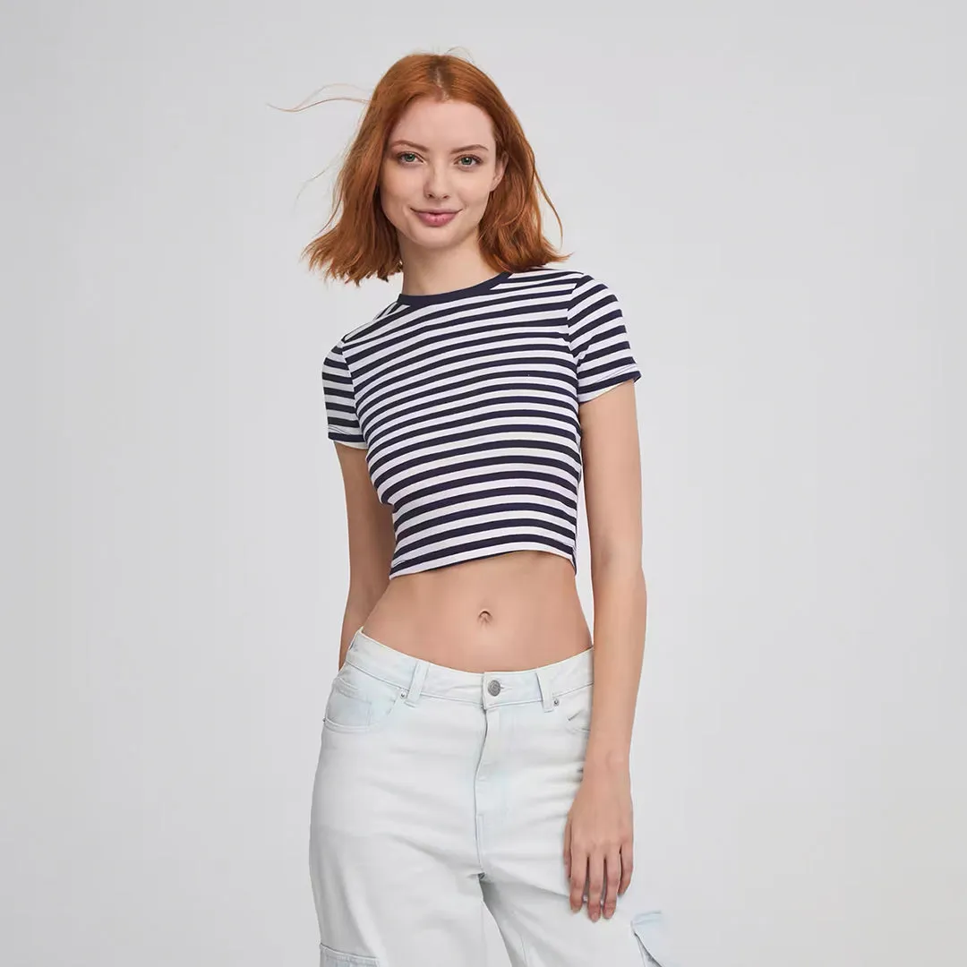 Crew Neck Short Sleeve Cropped T-Shirt