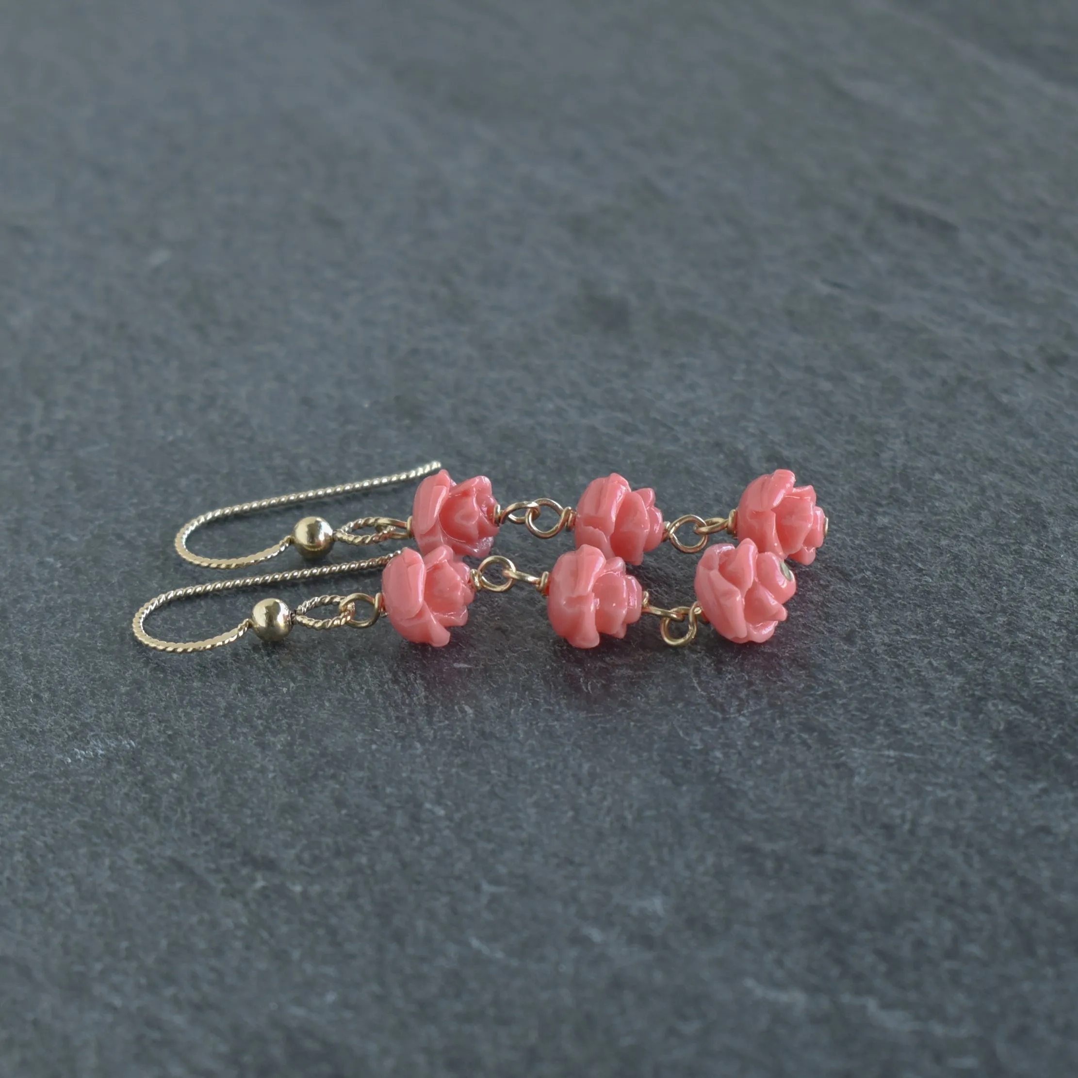 Dangling Three Link Crown Flower Earrings