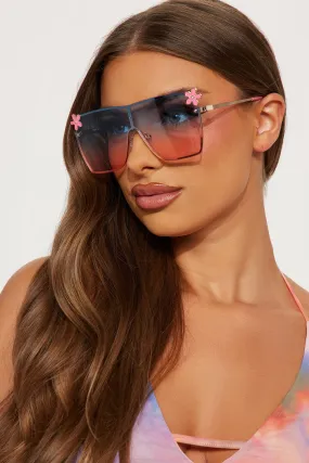 Flower Under The Sea Sunglasses - Pink