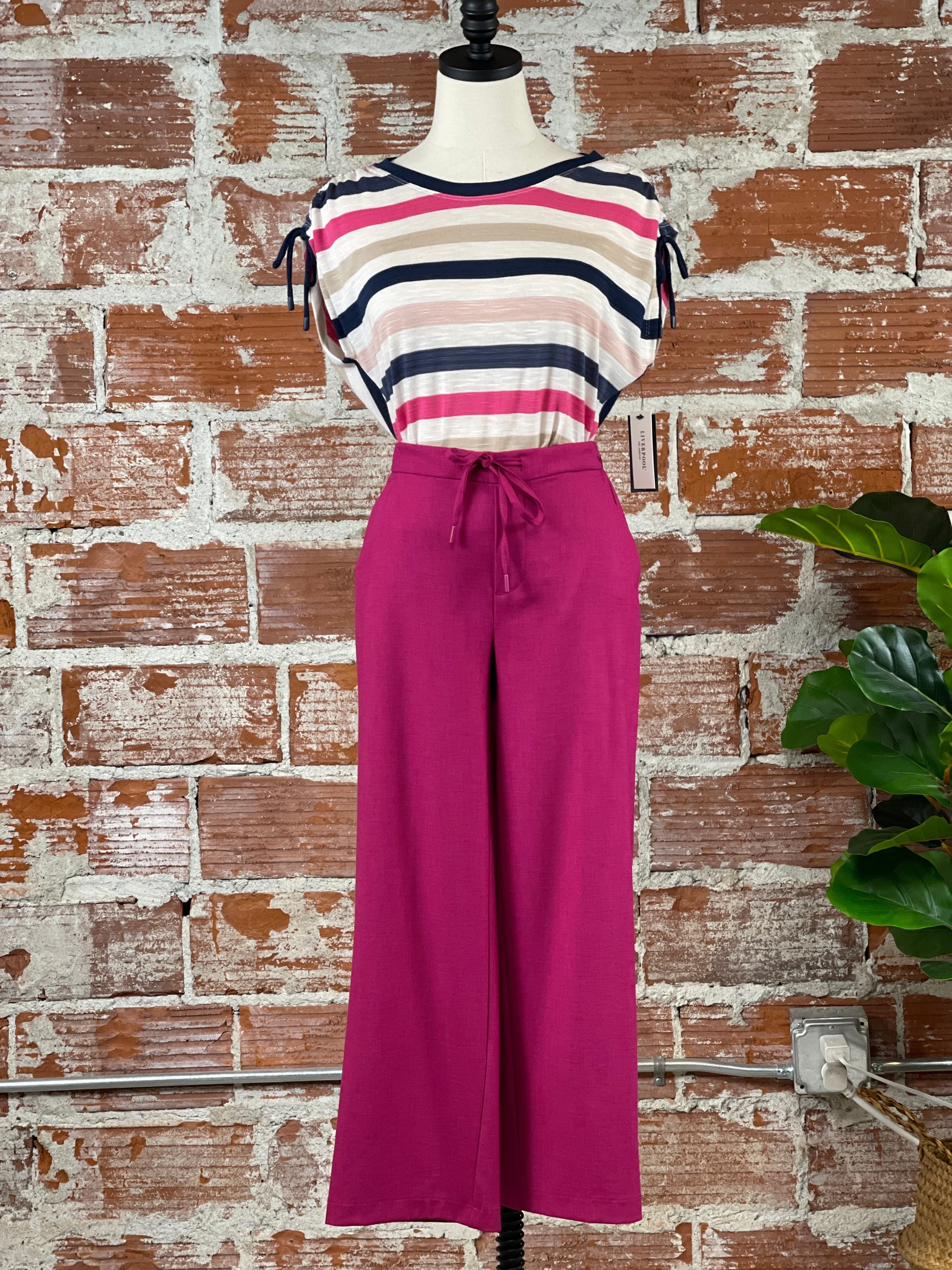 Liverpool Wide Leg Trousers in Fuchsia Kiss