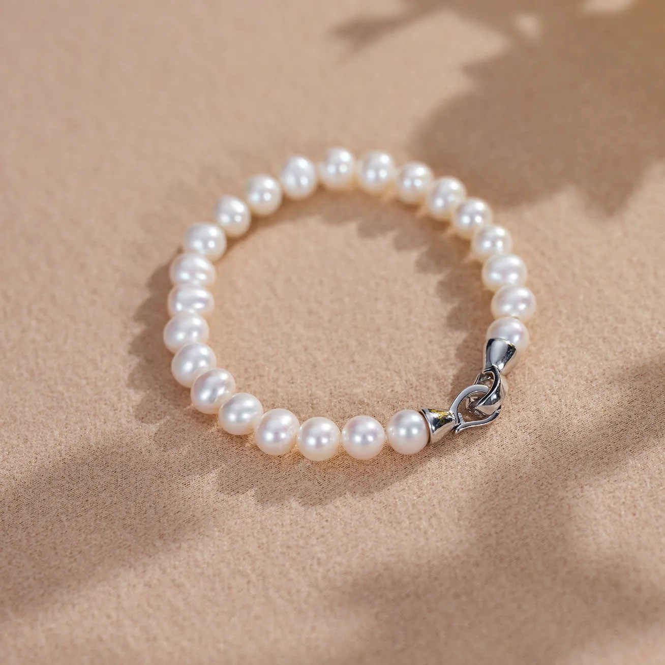 Top Lustre Freshwater Pearl Bracelet WB00230