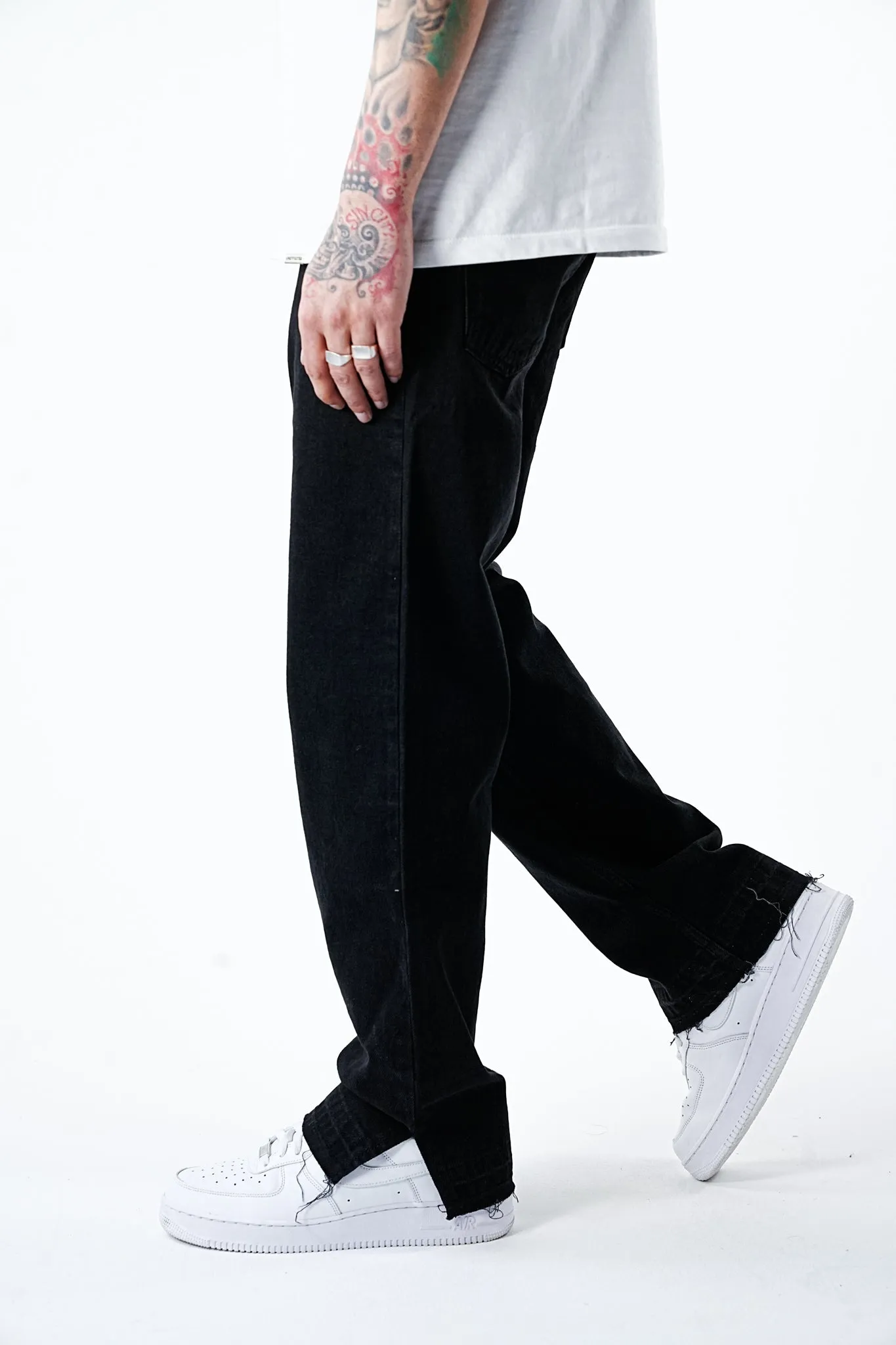 Wide Fit Free Cut Basic Black Denim - UF4006